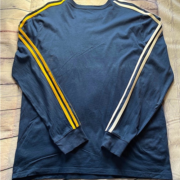 Adidas Logo Shirt, Youth XL - Picture 4 of 4